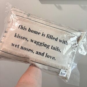 NWT Audrey’s Wagging‎ Tails & Wet Noses 19”X14” Throw Pillow